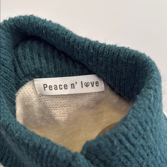 Peace n’ Love Small Women's Teal and Cream Turtleneck Sweater - Picture 4 of 9